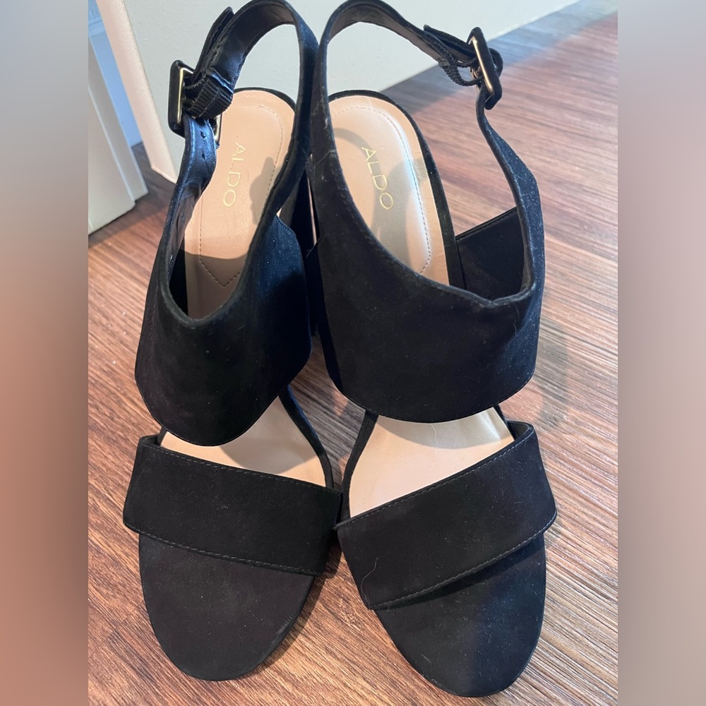 Aldo slingback suede sandal heels - size 9